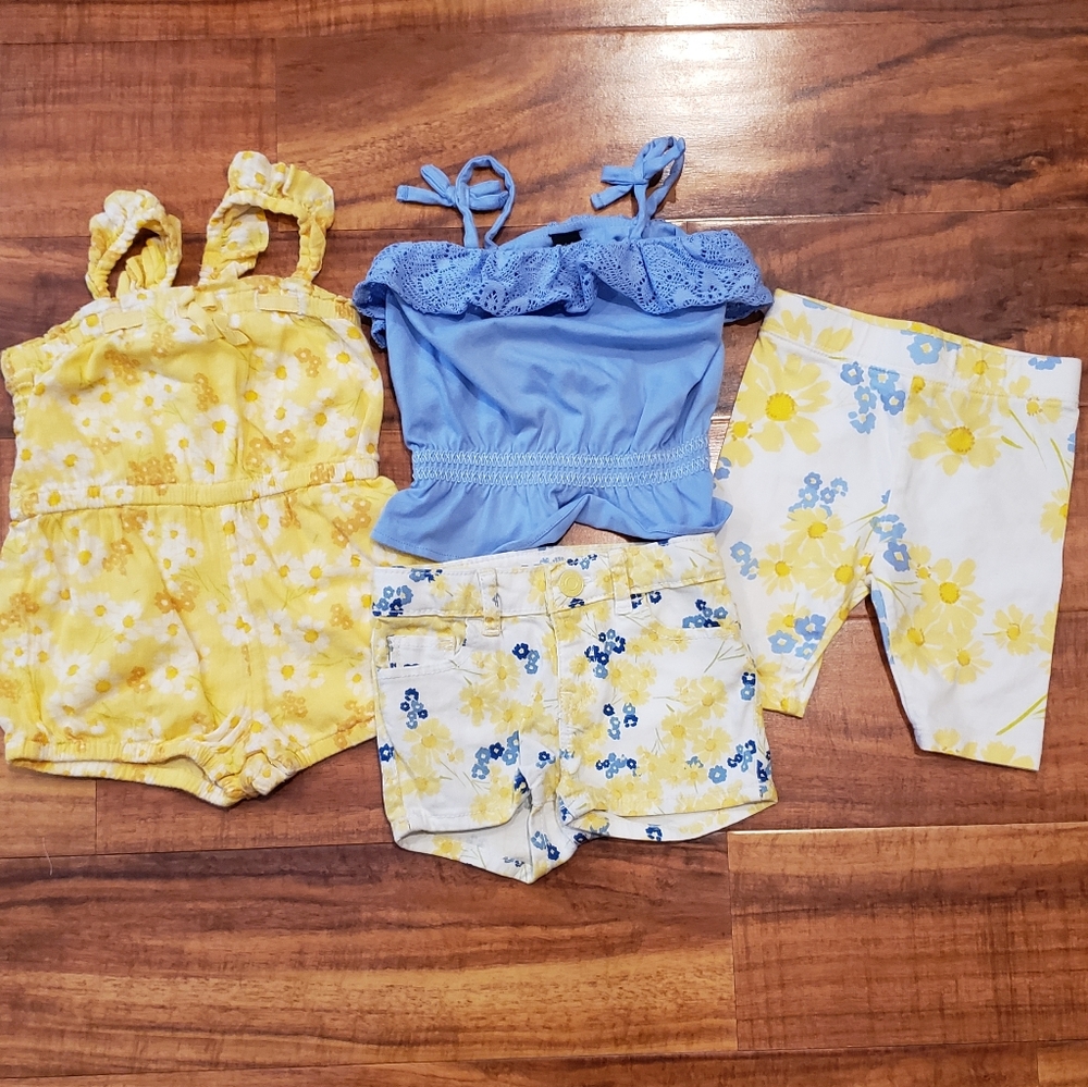 Gap Baby EUC 12-18 month blue & yellow daisy set - romper, top, leggings, shorts